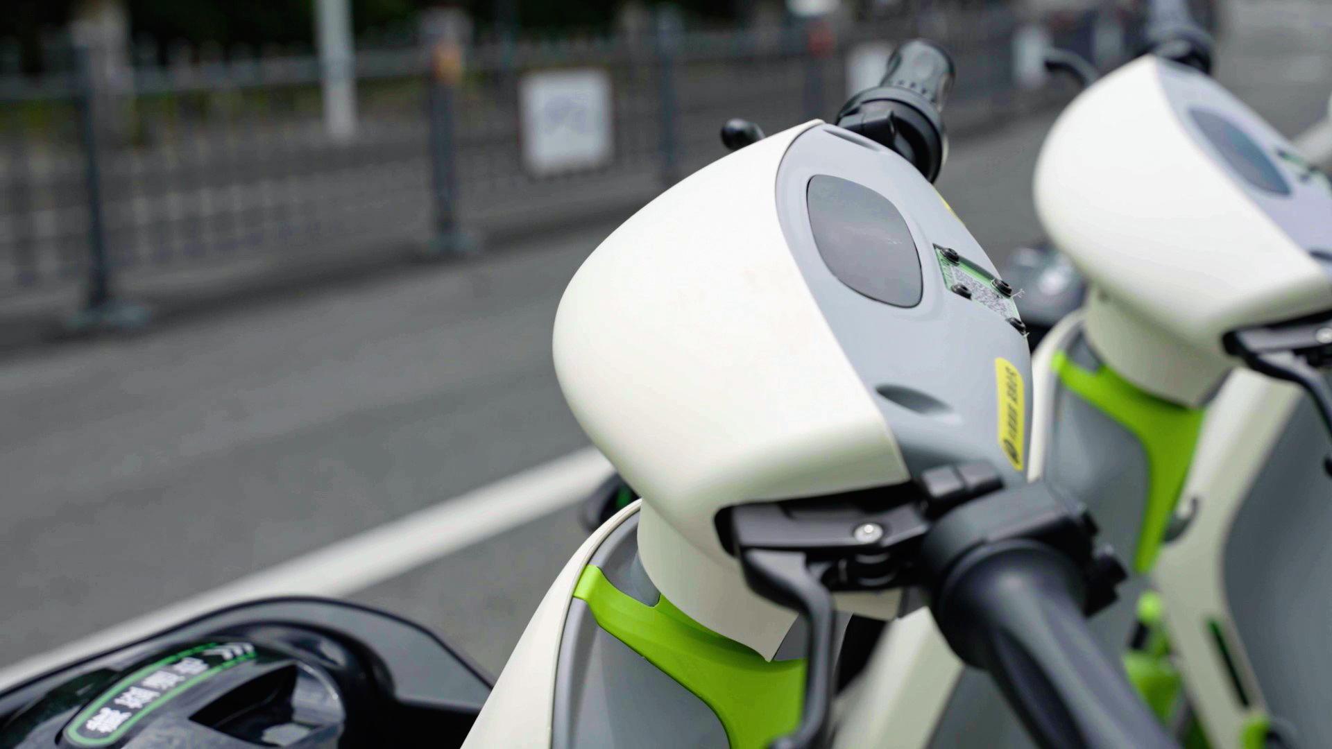 共享電動(dòng)車(chē)出行工具 共享電動(dòng)車(chē)出行工具